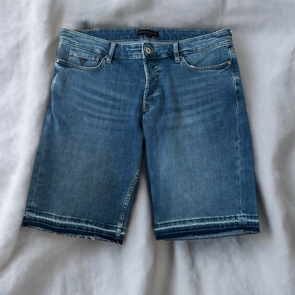 GUESS Men's (34) Denim Shorts Raw Hem Stretch 5-Pocket Regular Fit - Size 34